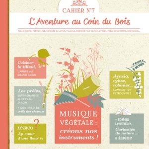 **Cahier Pratique & Sauvage N°7 - Musique végétale** Plongez dans l'univers fascinant de la nature avec ce cahier de 28 pages dédié à la musique végétale ! Apprenez à fabriquer vos propres instruments à partir de plantes, découvrez comment cuisiner le tilleul, l’arbre au grand cœur, et identifiez facilement des espèces comme l’acacia, le cytise et la prêle des champs. Le cahier inclut également des idées de lecture, des curiosités de nature et une énigme ludique. Un guide complet pour explorer la nature tout en s'amusant, idéal pour toute la famille.
